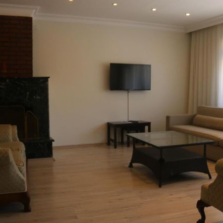 Bueyuekada Apart Hotel - Karadag Apart Prinseneilanden Buitenkant foto