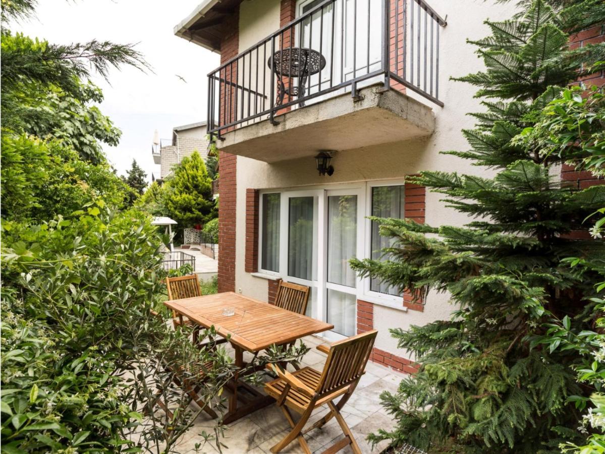 Bueyuekada Apart Hotel - Karadag Apart Prinseneilanden Buitenkant foto