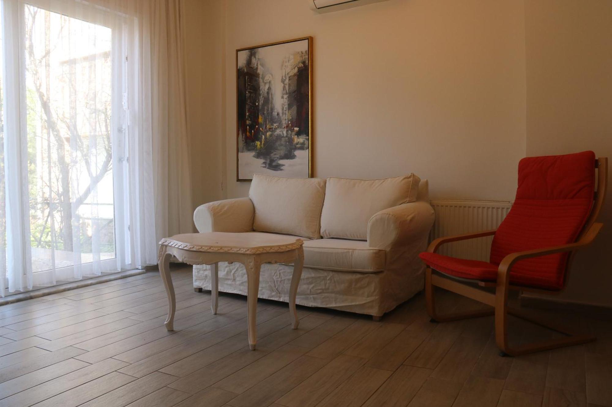 Bueyuekada Apart Hotel - Karadag Apart Prinseneilanden Buitenkant foto