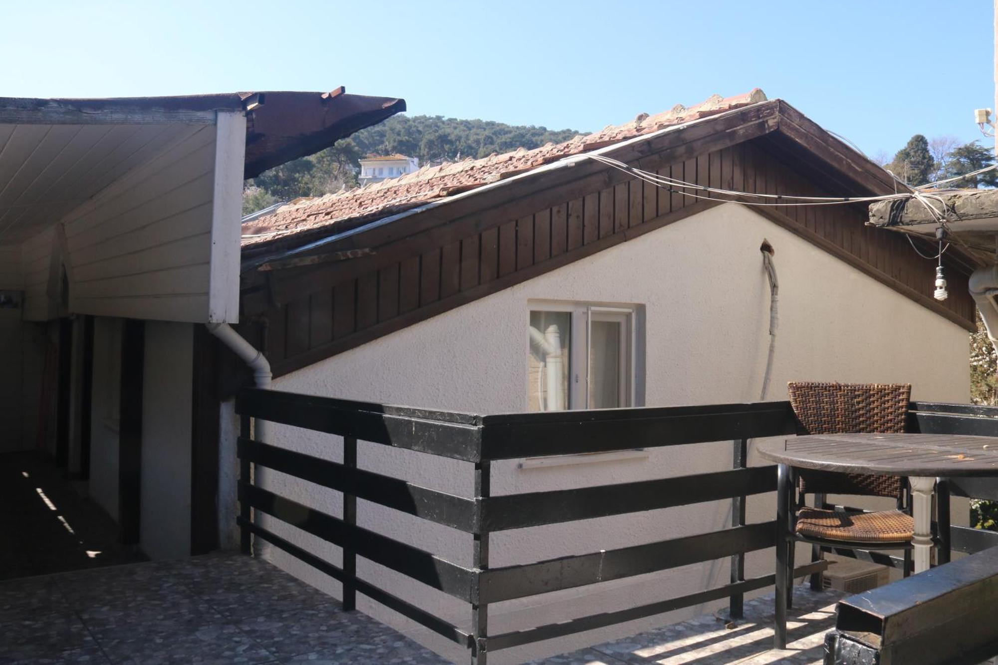Bueyuekada Apart Hotel - Karadag Apart Prinseneilanden Buitenkant foto