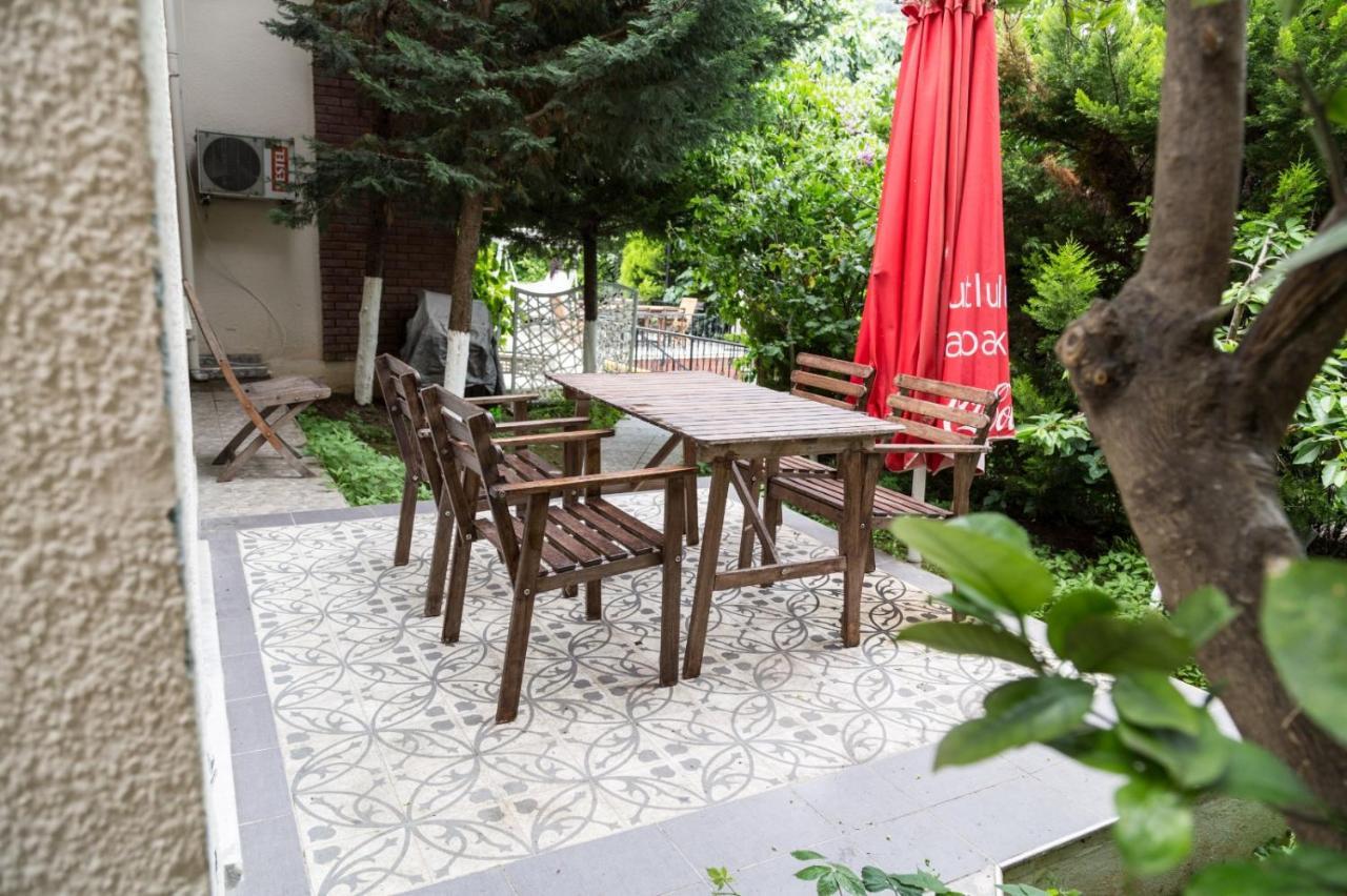 Bueyuekada Apart Hotel - Karadag Apart Prinseneilanden Buitenkant foto